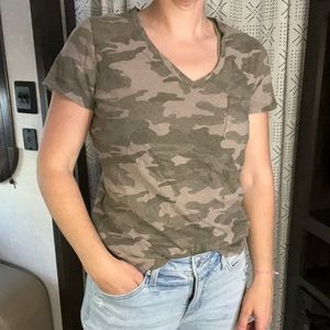 V neck T-shirt